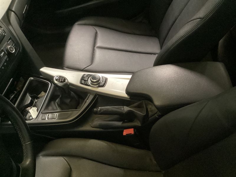BMW 3er 318d 2014 – снимка 26
