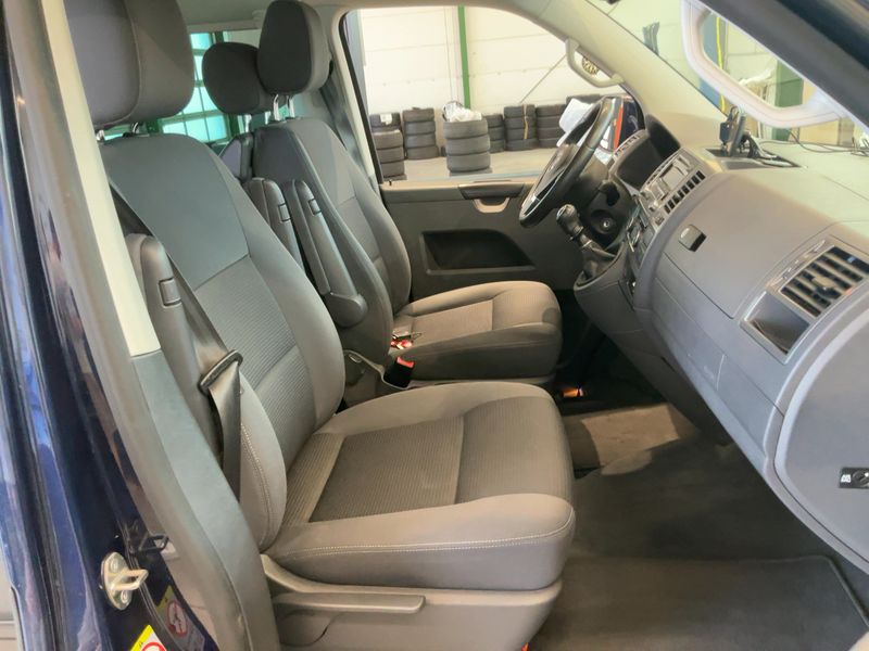 Volkswagen T5 Multivan 2.0 TDI Special — zdjęcie 11