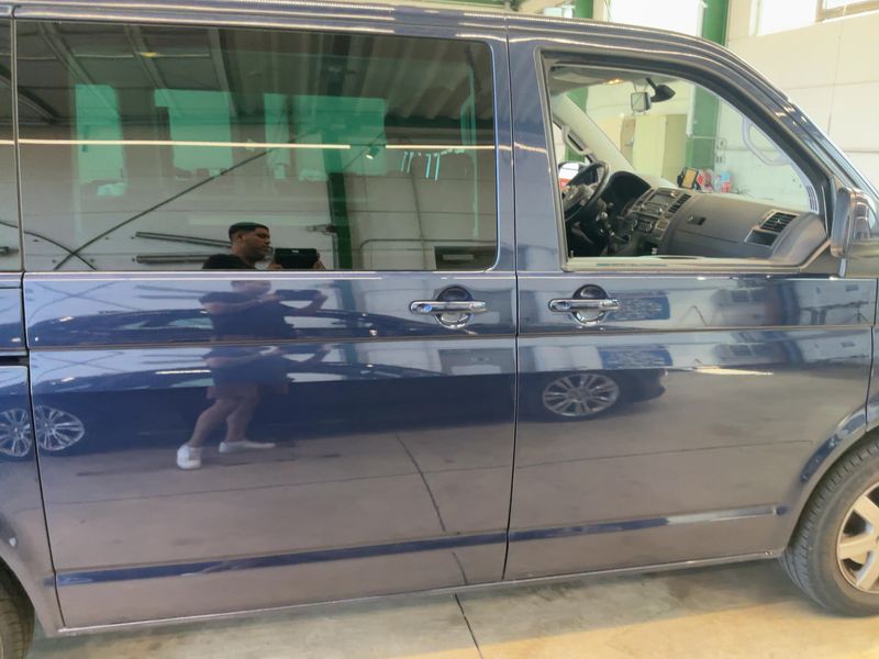 Volkswagen T5 Multivan 2.0 TDI Special — zdjęcie 7