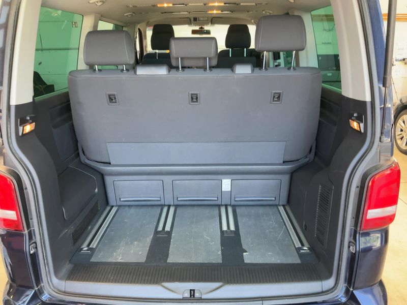 Volkswagen T5 Multivan 2.0 TDI Special — zdjęcie 10