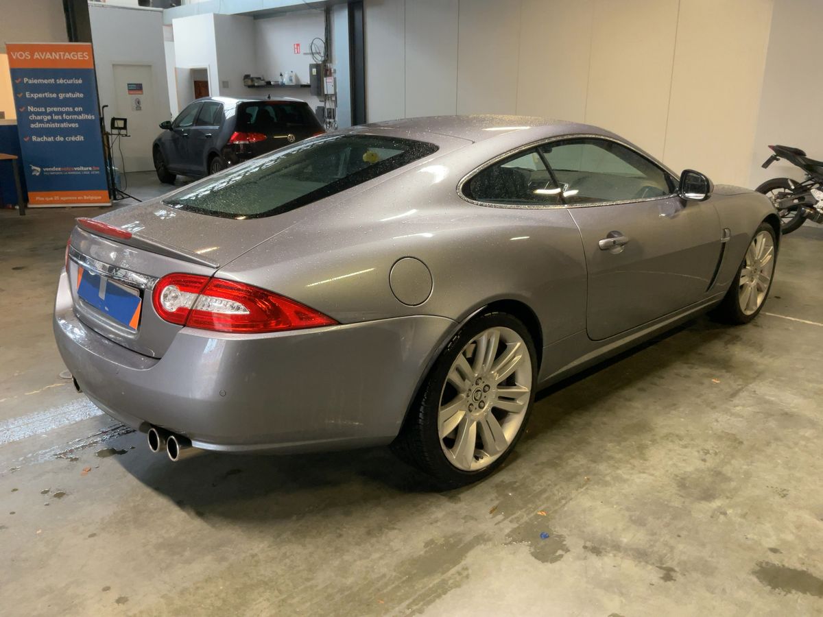 Jaguar XK 2010 — photo 9