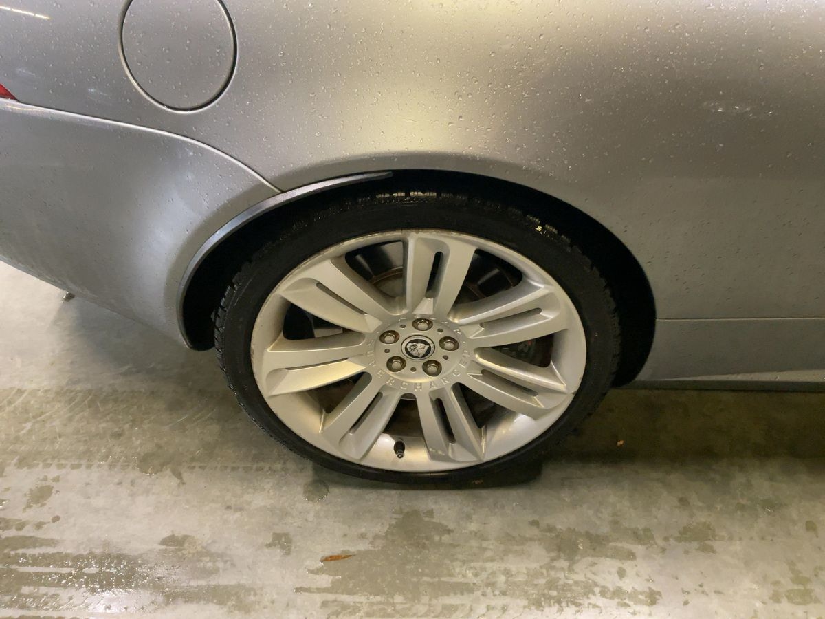 Jaguar XK 2010 — photo 10