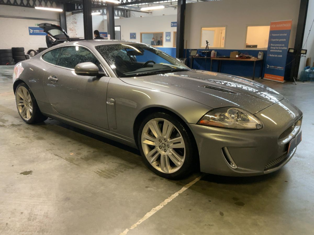 Jaguar XK 2010 — photo 13