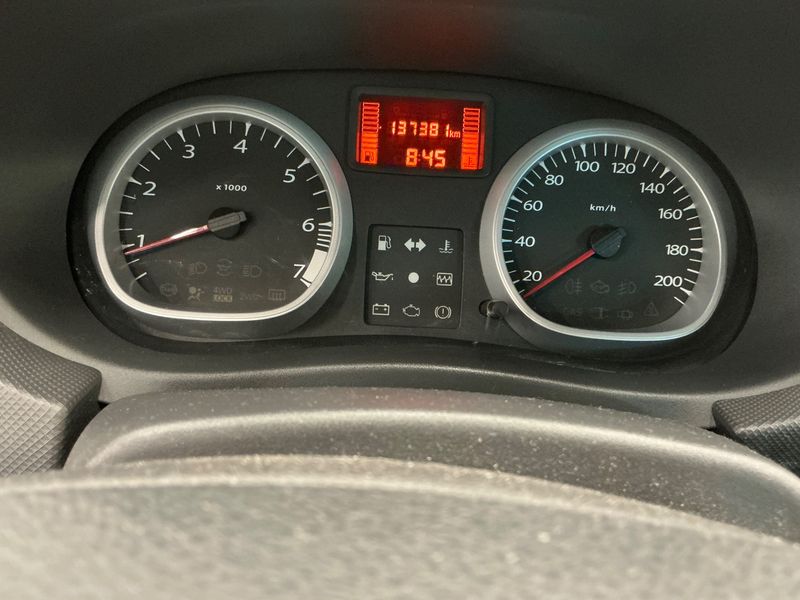 Dacia Duster 1.6 Prestige 4x2 — zdjęcie 13