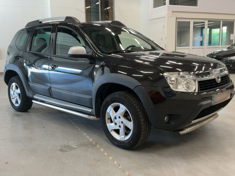 Dacia Duster 1.6 Prestige 4x2 — zdjęcie 8