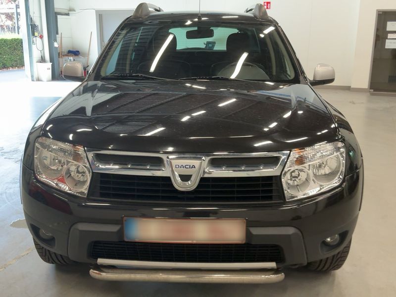 Dacia Duster 1.6 Prestige 4x2 — zdjęcie 9