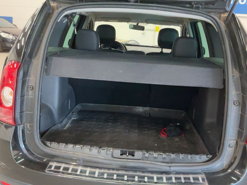 Dacia Duster 1.6 Prestige 4x2 — zdjęcie 10