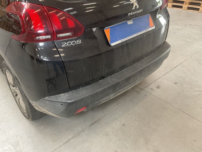 Peugeot 2008 1.2 e-VTi Style 2018 – снимка 38