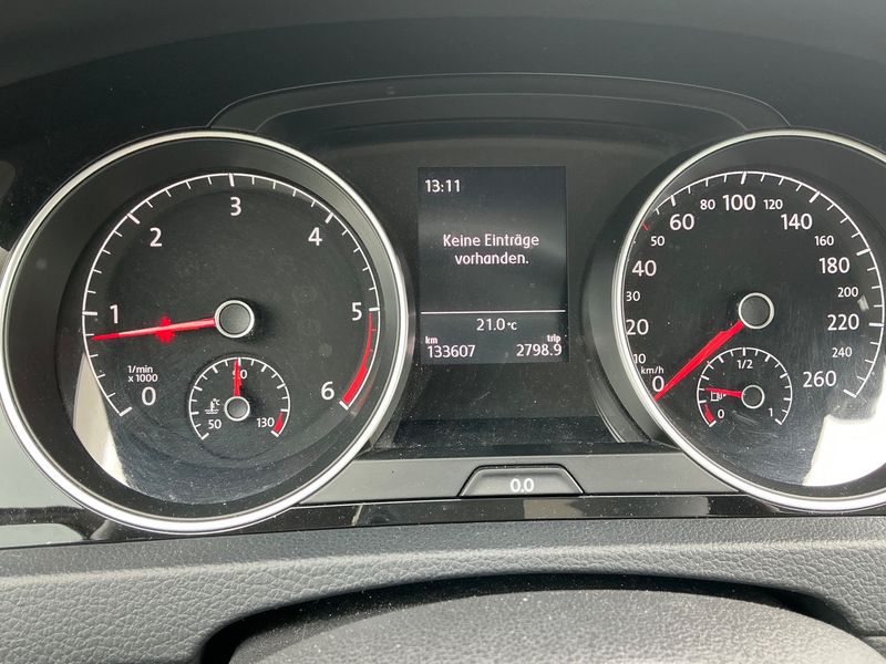 Volkswagen Golf VII 1.6 TDI Highline 4Motion BlueMotion Tech — zdjęcie 13
