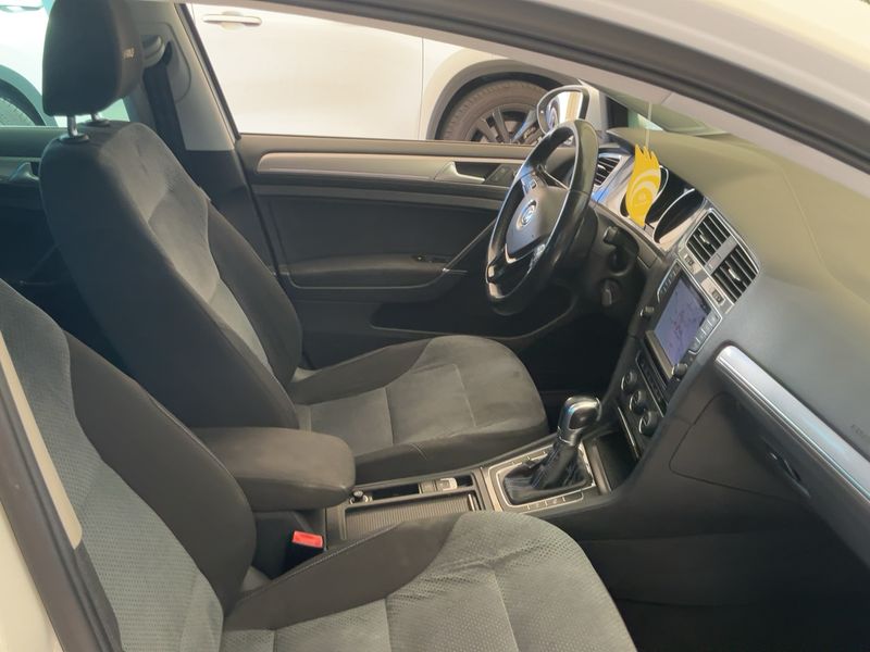 Volkswagen e-Golf VII electric drive 85 kW — zdjęcie 11