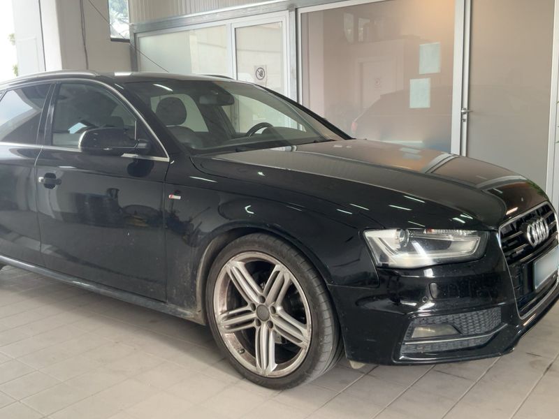 Audi A4 2.0 TDI quattro S line Sportpaket plus 2014 – снимка 12