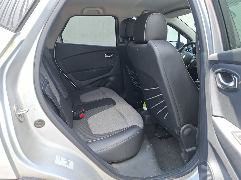 Renault Captur 0.9 Energy Intens 2019 – снимка 14