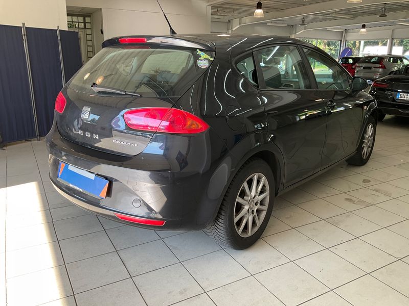 Seat Leon 1.2 TSI Style Ecomotive 2011 – снимка 2