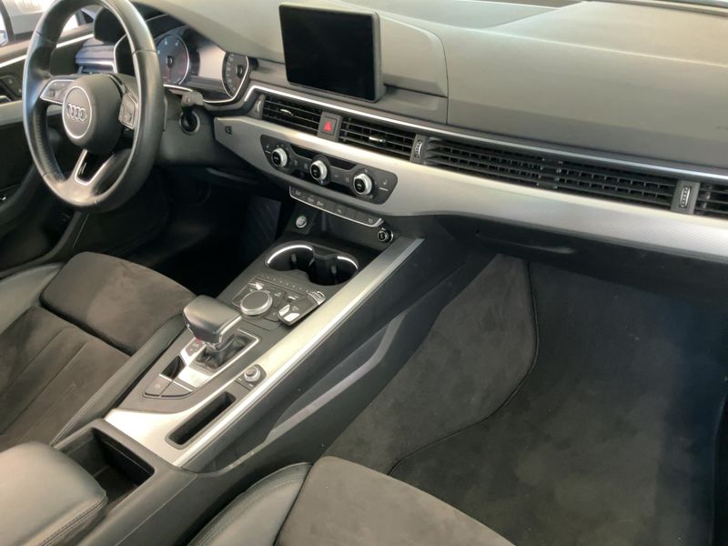 Audi A5 2.0 TDI Sport — zdjęcie 12