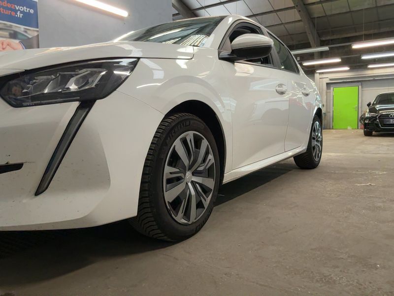 Peugeot 208 1.2 PureTech Active Business — zdjęcie 2