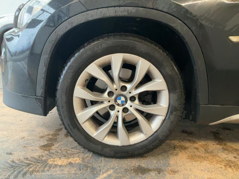 BMW X1 xDrive 18d Premiere 2011 – снимка 3