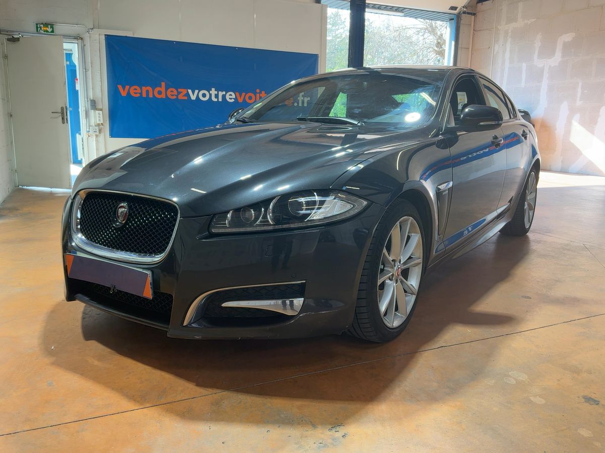 Jaguar XF 2015