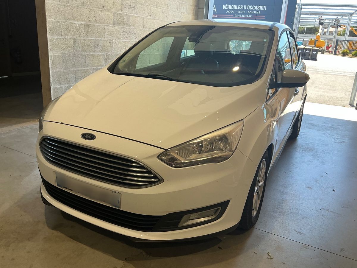 Ford C-Max 2016 — photo 1