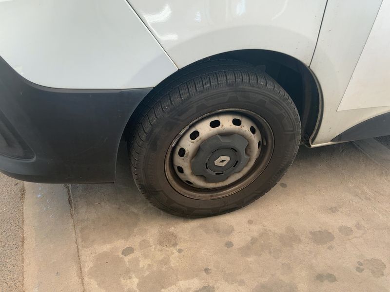 Renault Trafic 1.6 dCi Energy L1H1 2,9t Komfort 2019 – снимка 3
