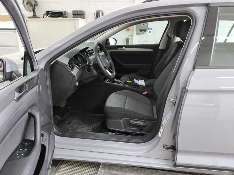Volkswagen Passat 1.5 TSI ACT — zdjęcie 8