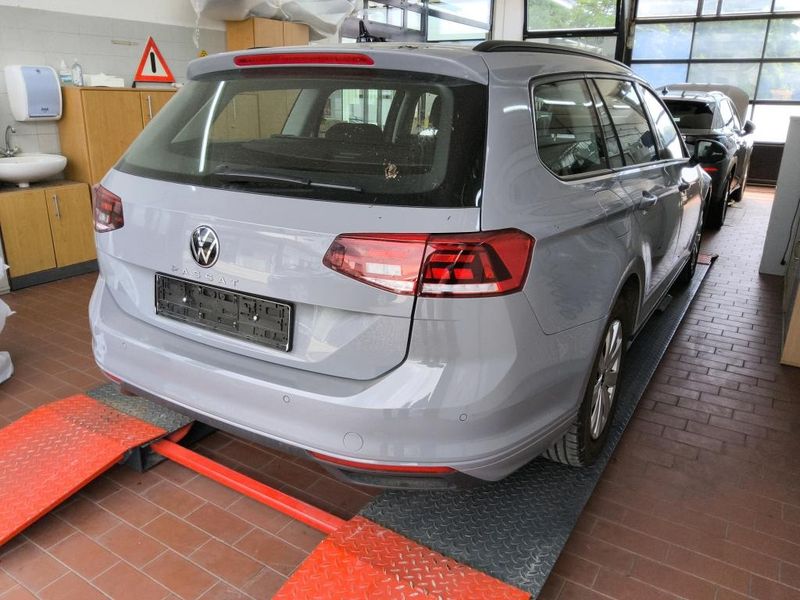 Volkswagen Passat 1.5 TSI ACT — zdjęcie 4