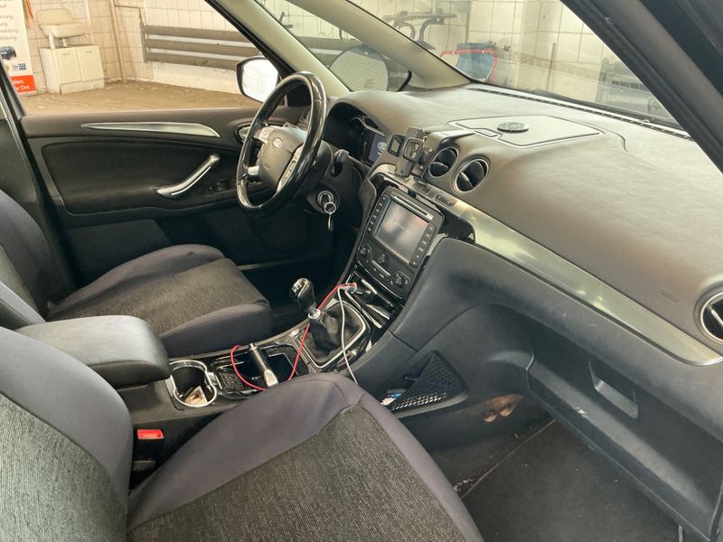 Ford S-Max 1.6 EcoBoost Titanium 2011 – снимка 3