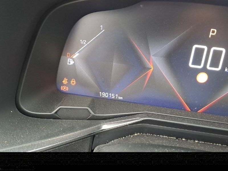 DS Automobiles DS7 Crossback 1.5 Blue-HDi Performance Line Plus — zdjęcie 12