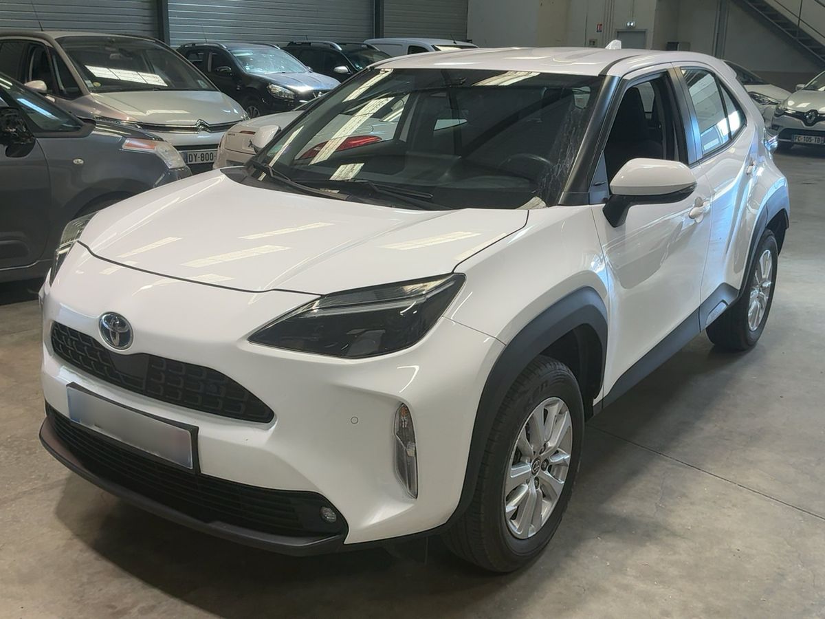 Toyota Yaris 2023 — photo 1