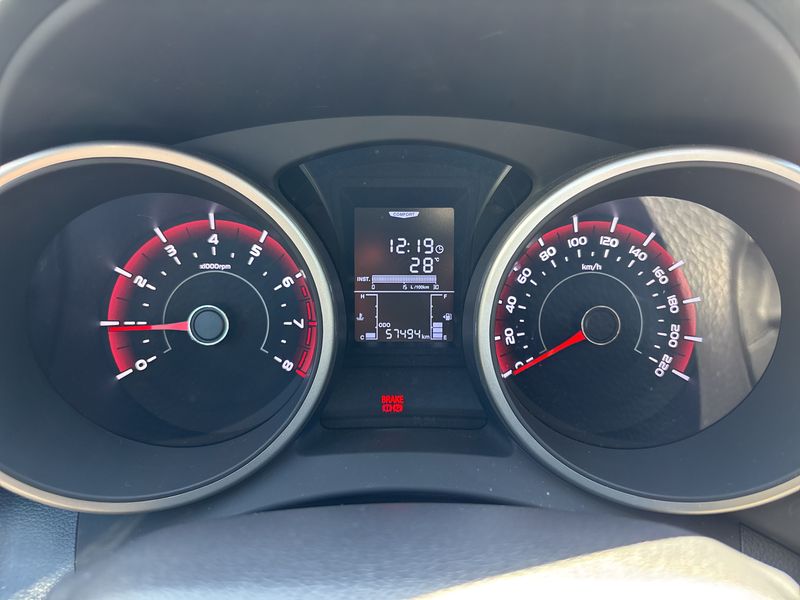 Ssangyong Tivoli 1.6 Crystal 4x2 — zdjęcie 12