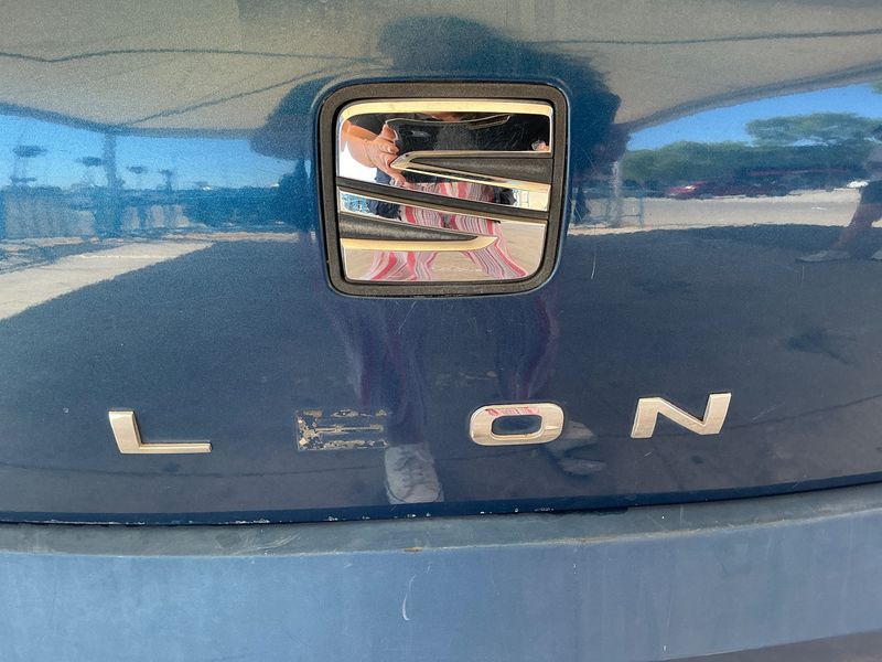 Seat Leon 1.6 TDI Reference 2015 – снимка 37