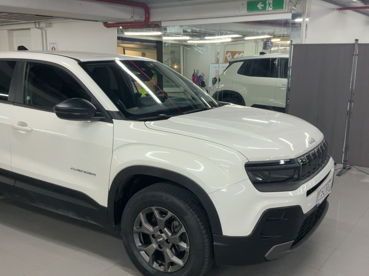 Jeep Avenger 2023 — photo 13