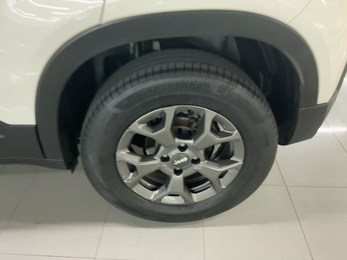Jeep Avenger 2023 — photo 6