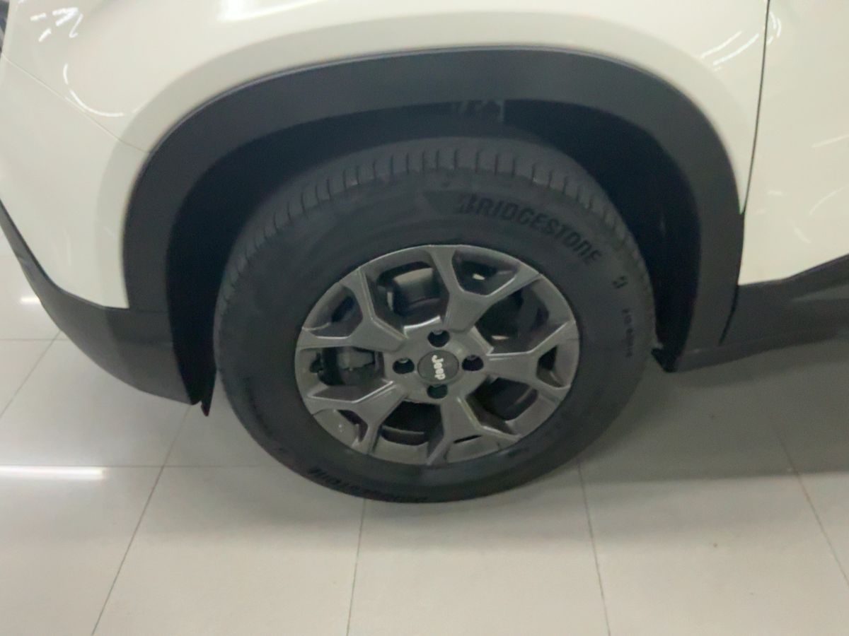 Jeep Avenger 2023 — photo 4