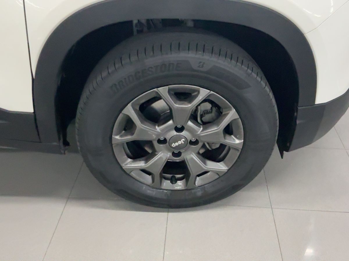 Jeep Avenger 2023 — photo 12