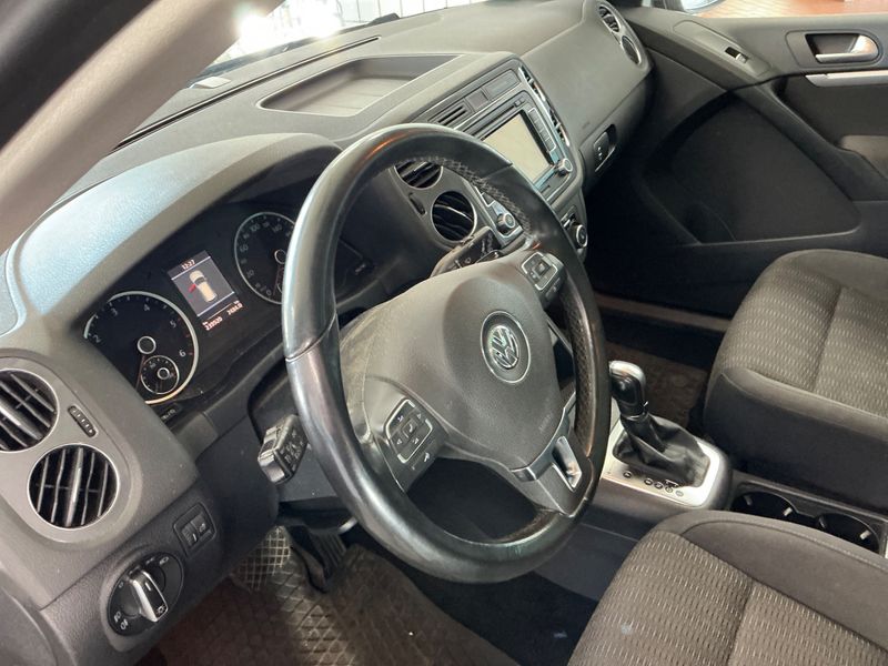 Volkswagen Tiguan 2.0 TDI Track & Style 4Motion BlueMotion Tech 2013 – снимка 32