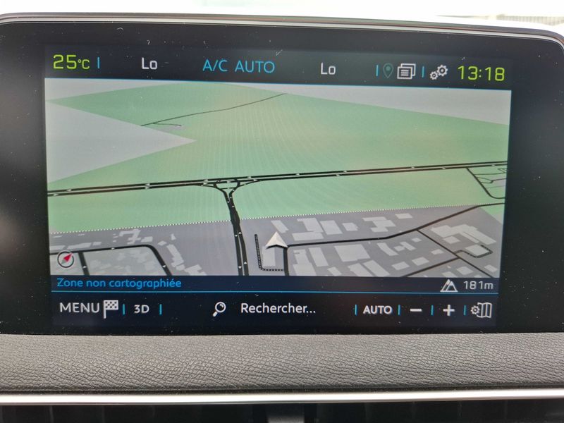 Peugeot 3008 1.6 Hybrid 4 300 GT — zdjęcie 13