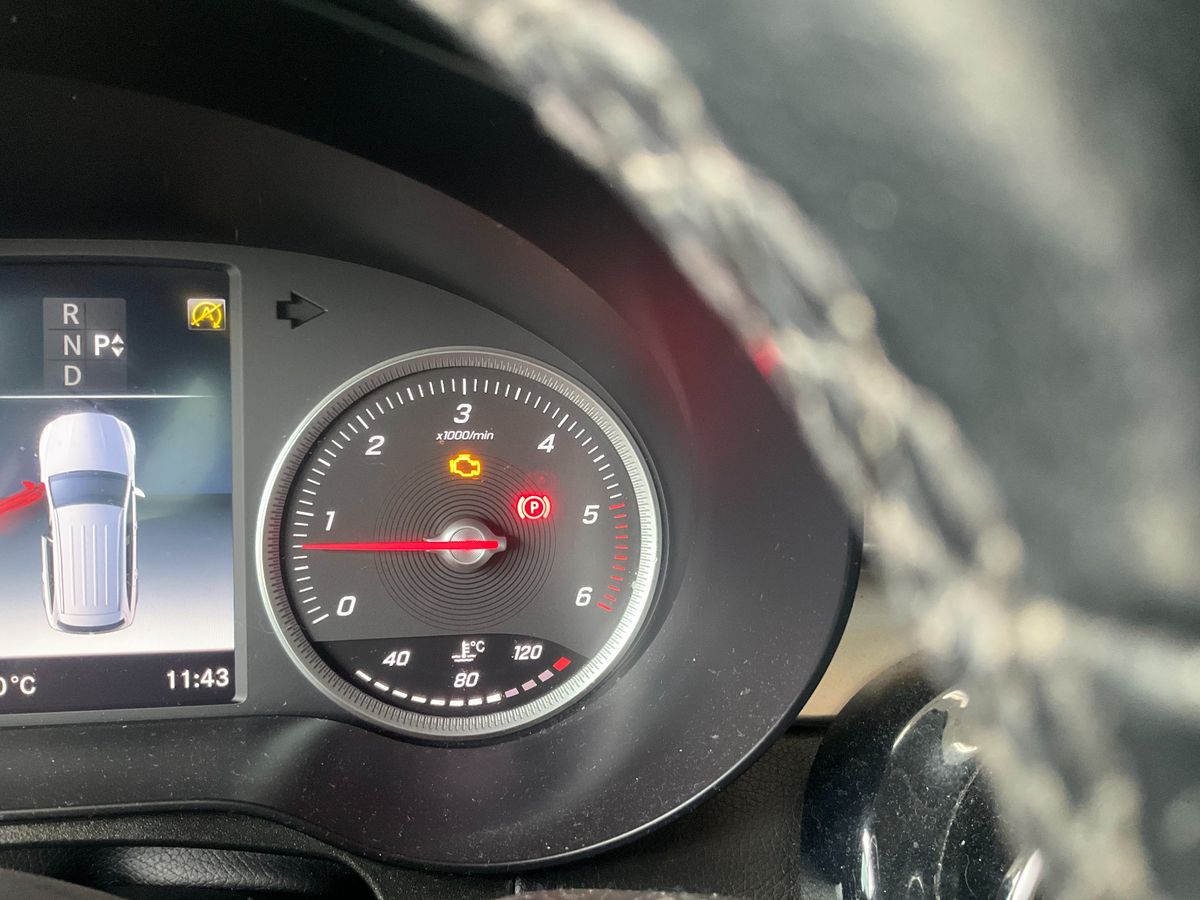 Mercedes-Benz GLC-Klasse 2019 — photo 24