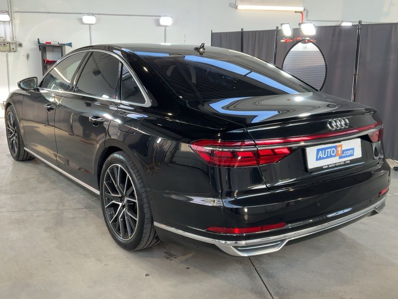 Audi A8 60 TFSIe quattro — zdjęcie 3