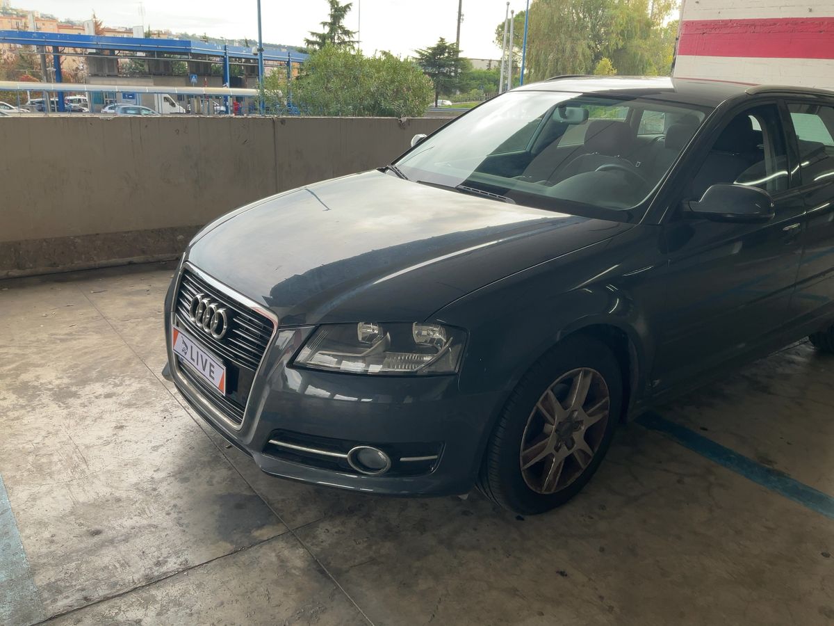 Audi A3 Sportback 1.6 TDI Young Edition