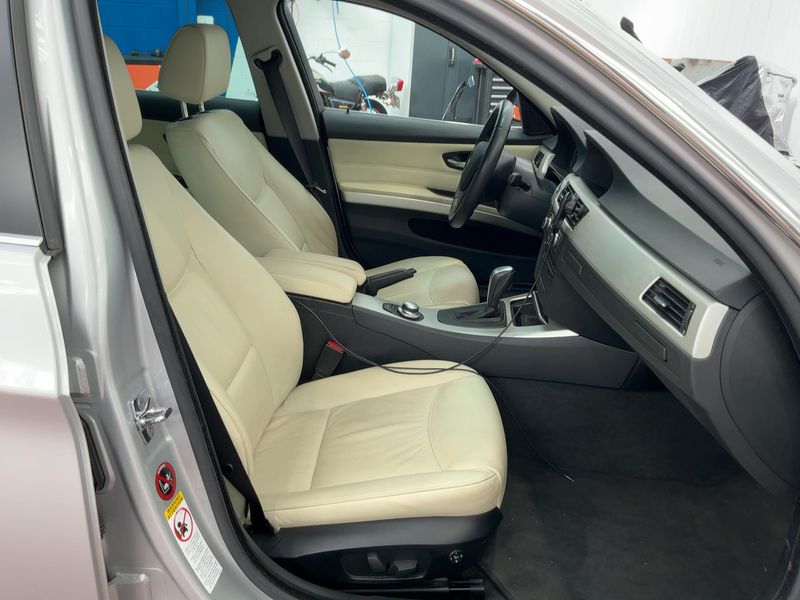 BMW 3er 335i xDrive — zdjęcie 11