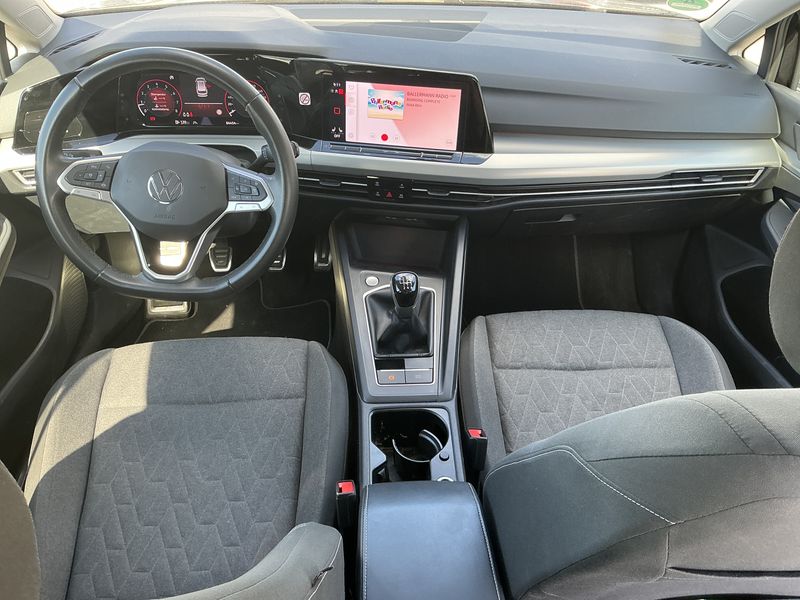Volkswagen Golf VIII 1.5 TSI ACT Move — zdjęcie 11