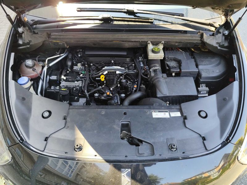 Citroen DS5 2.0 HDi Sport — zdjęcie 8