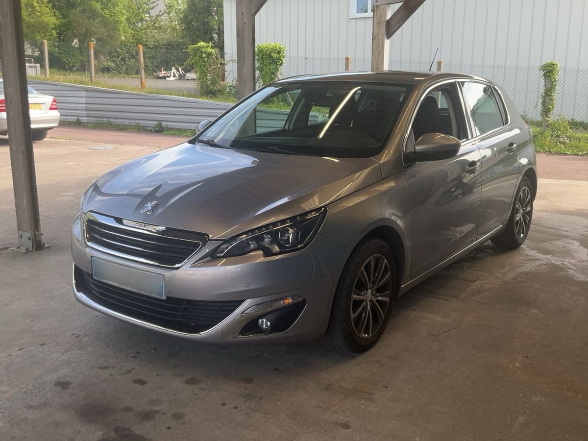 Peugeot 308 2016