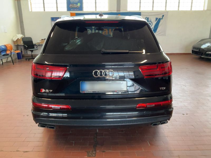 Audi SQ7 4.0 V8 TDI quattro — zdjęcie 5