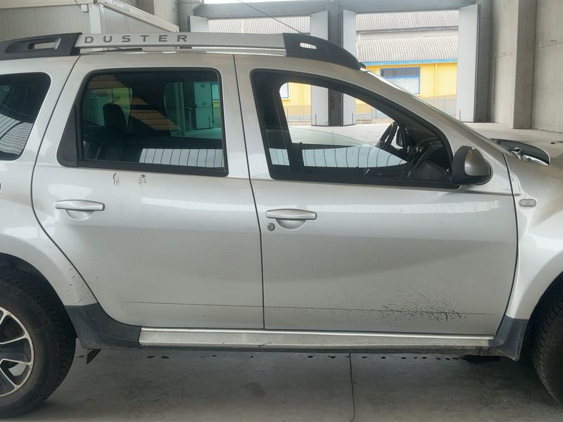 Dacia Duster 1.5 dCi Prestige 4x2 2016 – снимка 10