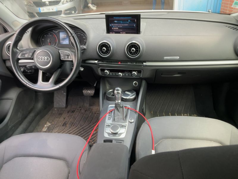 Audi A3 Sportback 1.6 TDI Business Line — zdjęcie 12