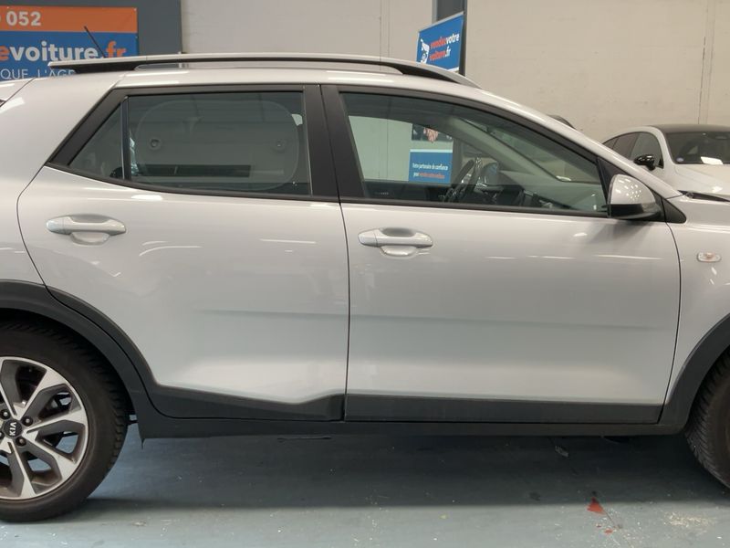 Kia Stonic 1.4 Active — zdjęcie 7