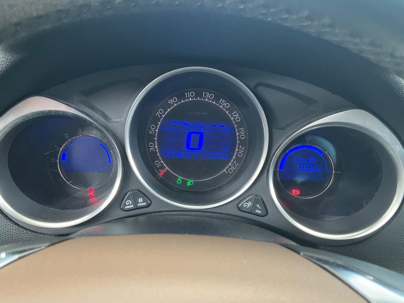 Citroen DS4 1.6 HDi Chic — zdjęcie 13