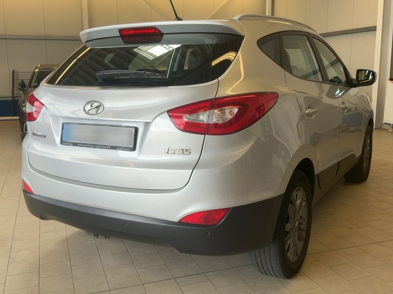 Hyundai ix35 1.7 CRDi FIFA World Cup Edition 2WD — zdjęcie 6