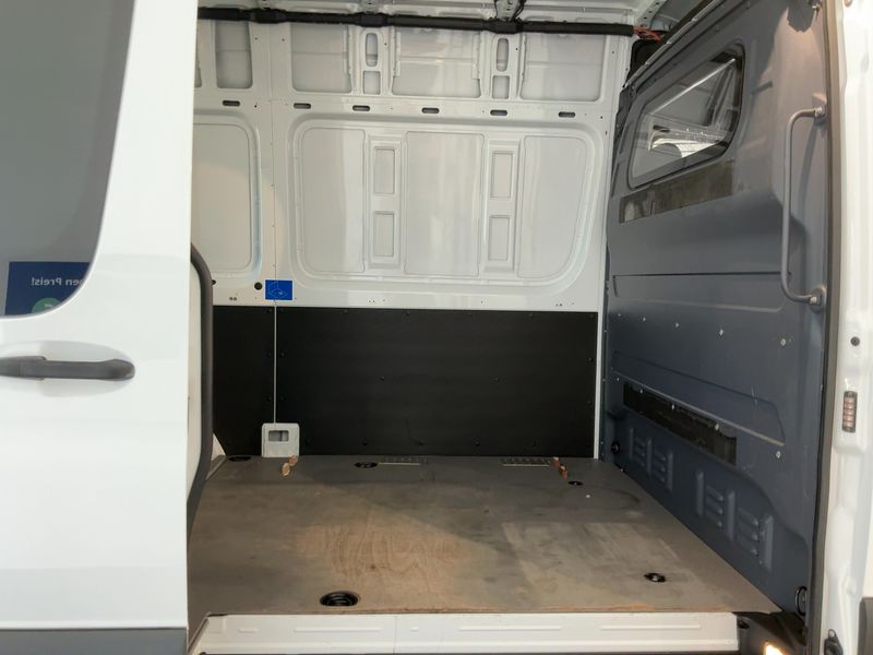 Mercedes-Benz Sprinter 319 CDI RWD L2 — zdjęcie 14